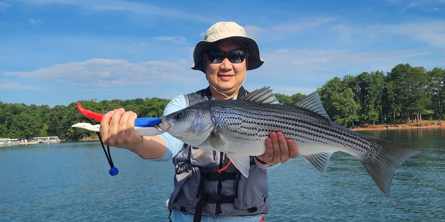Beginner-Friendly Lake Lanier Fishing | Pullin' Tail