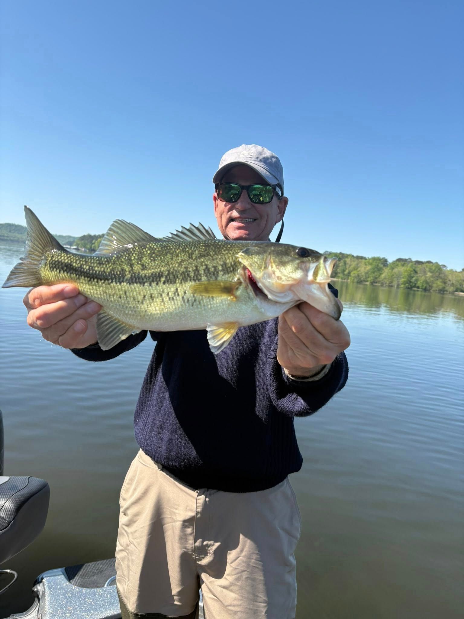 Premium Morning Bass Charter on Lake Guntersville