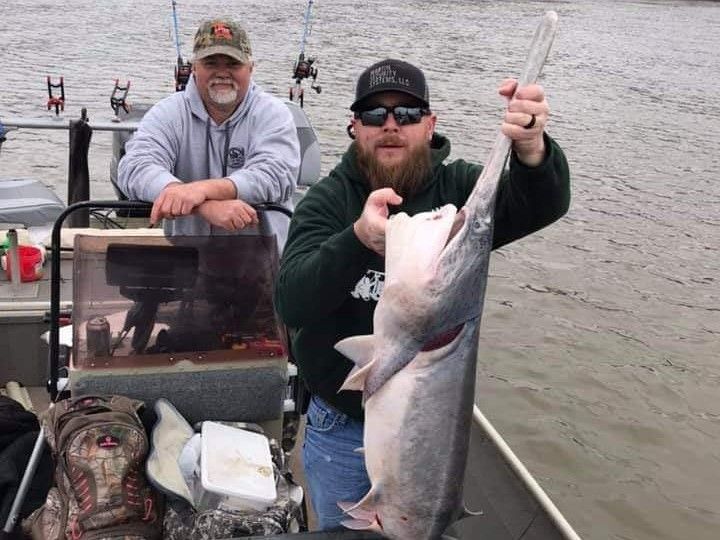 Missouri Paddlefish Trips | All-Out Fishing Charters