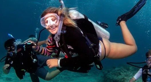 Top-Rated 2 Tank Dive Charter with Fly To Fish
