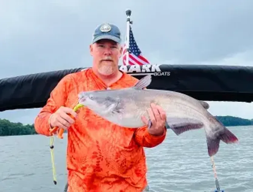 Meet Sean : Your Expert Kentucky Lake Fishing Guide