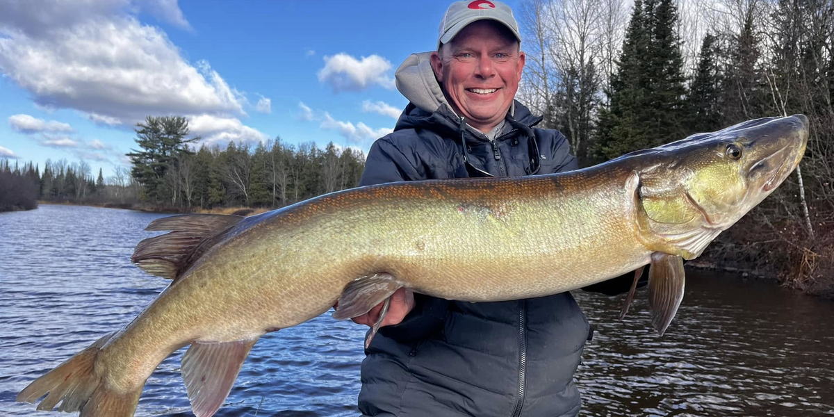 Premium 9-Hour Musky Fishing Trip | Northern Wisconsin