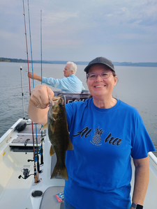 Nice Florida Bass using jigging and heavy tackle at Hermitage State Park Ramp!