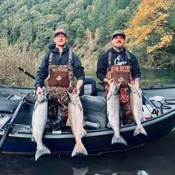 4 chinook salmon and coho salmon caught fishing in Port Orford