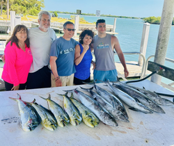 4 king mackerel and mahi mahi caught by 5 people fishing in Vero Beach