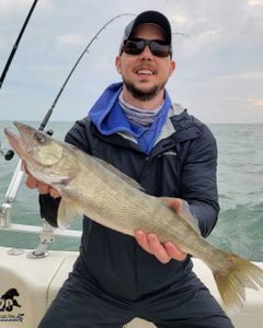 Angler catches a 22-inch fish at Lakeside Marblehead
