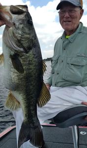 1 person fishing for best, great catch in FL