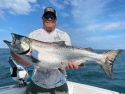 Lake Ontario Salmon Fishing: A World of Underwater