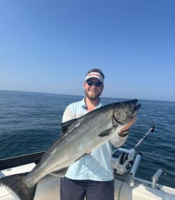 Angler with 1 big fish in NY