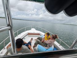 Two people on a fishing tour in Cudjoe Key