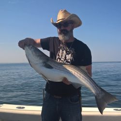 Fishing in MA with a big 23-inch fish