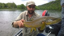 One angler fishing in Keystone