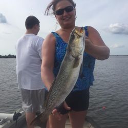 1 person fishing in Homosassa