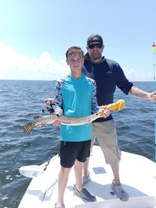 Huge 24-inch Longnose Gar reeled in during a stormy day in Weeki Wachee!