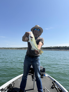 Monster Florida Bass landed on heavy tackle at Buchanan Dam!