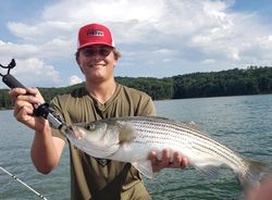 Lake Allatoona fishing 2021