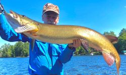 Great Day Muskie Fishing in Wisconsin