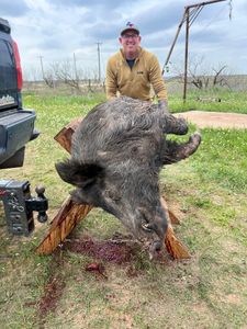A lone hunter's successful catch in TX