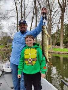 Northern Pike, 27 inches, fishing in Alma