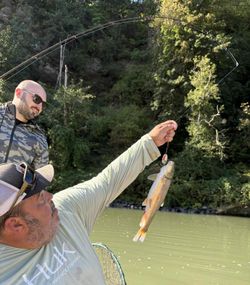Two people fishing in Oregon