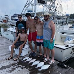Group of 5 people enjoying fishing in DE