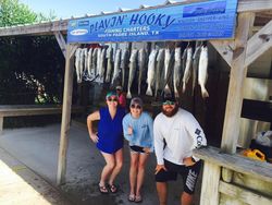 4 anglers with large fish catch in TX