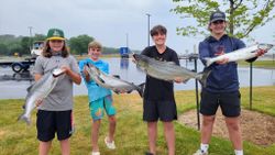 4 anglers with a great fishing haul in WI