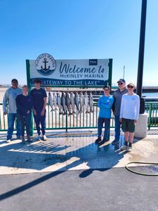 Group of 6 people fishing in Milwaukee