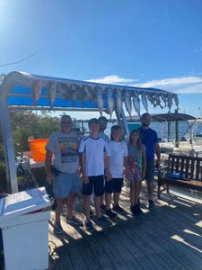 6 people fishing in FL