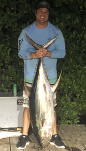 Impressive catch of a 31-inch yellowfin tuna in San Juan