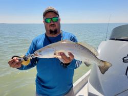 Fisherman with big 22-inch catch in Corpus Christi