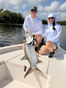 Huge 33-inch Ladyfish reeled in during an epic deep sea adventure!