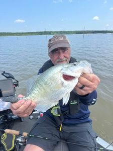 Your fully equipped Enid Lake local guide charter