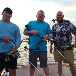 Unforgettable bowfishing trips in Tampa, Florida