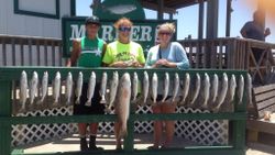 3 big fish caught while fishing in Fulton