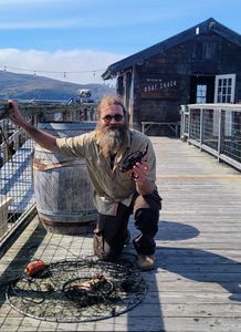 Bodega bay crabbing