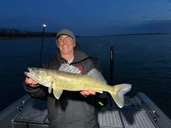 Walleye Fishing fun on Detroit River
