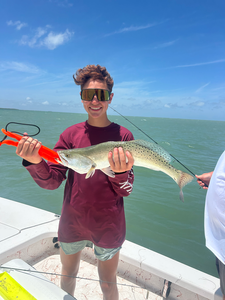 Mastering the art of deep sea jigging for Spotted Weakfish!