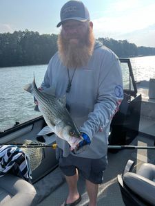 Making memories on Lake Allatoona’s waters