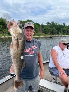 A great fishing trip with a big 35-inch catch in ON.