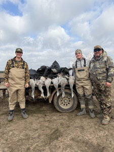 Successful Canada goose hunt at Matagorda Bay!