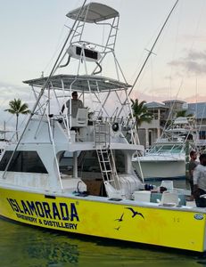 Two people fishing in Florida