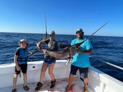 Trio of anglers with a single fish catch in Alabama