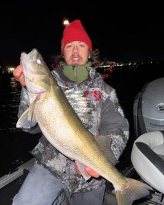 Fisherman with big 26-inch catch in Crandon