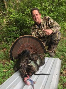 Lone hunter with a 21-inch catch in FL