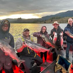 Columbia River salmon bite is strong