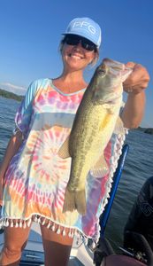 Limit out with us on the Lake in Tennessee
