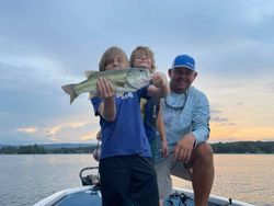 Lake Guntersville Fishing-Family Friendly