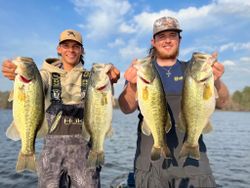 Lake Guntersville Fishing Guide