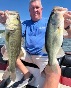 Tennessee Fishing Guides